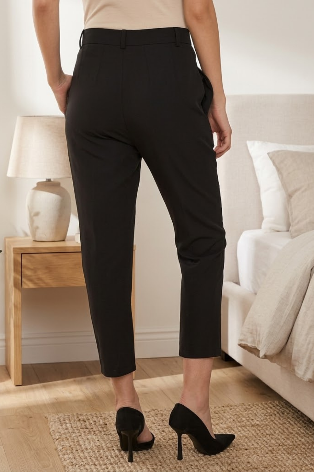 Women's Cropped Trousers