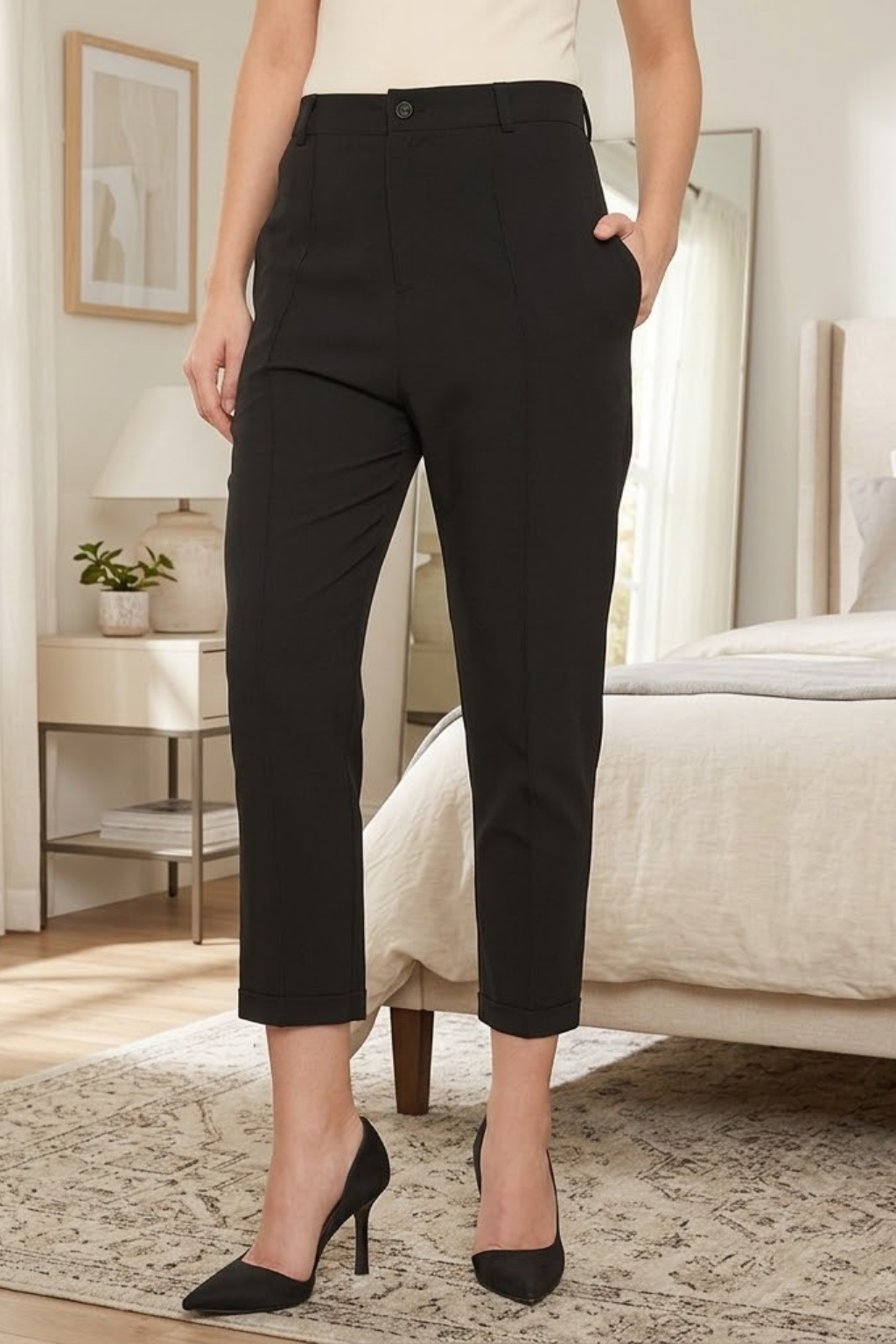 Women's Cropped Trousers