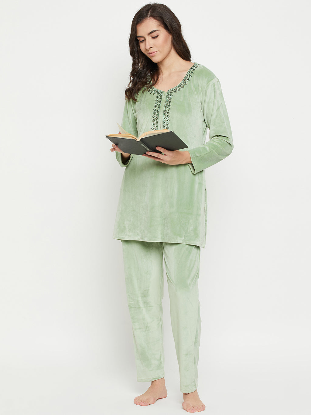 Women Woolen|Winter Velvet Kurti & Pajama Set|kashmiri design kurti set