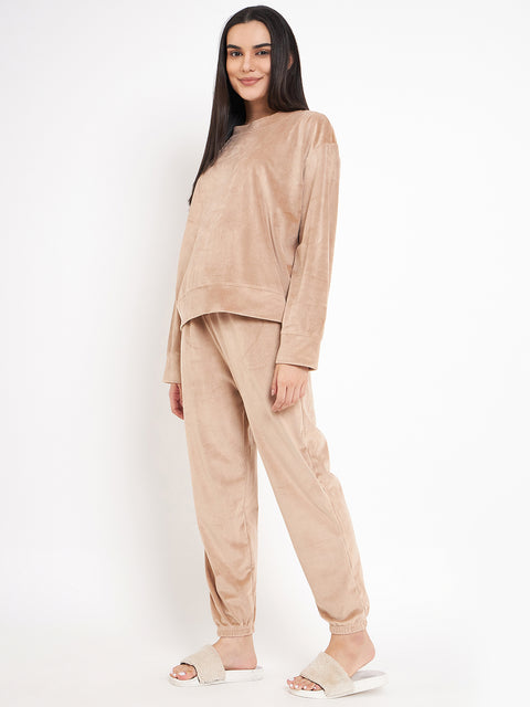 Women's Winter Full Sleeve Top and Jogger With 2 side pockets