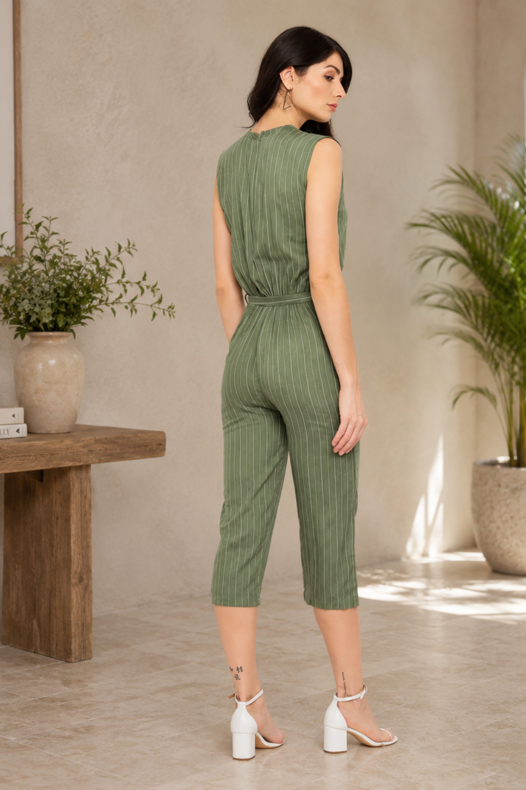 Women Printed Crepe Sleeveless Green Jumpsuit