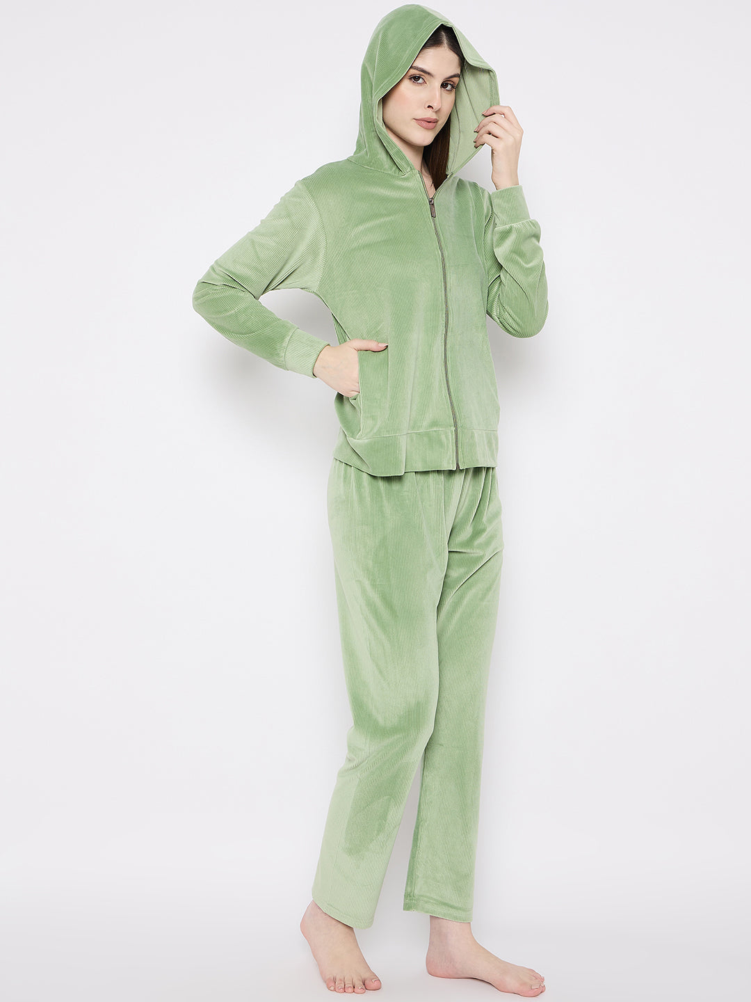 Women's Winter Full Sleeve Top and Pajama Pants Regular Fit Night Suit Hooded Top and Pyjama Set Ladies Night Dress