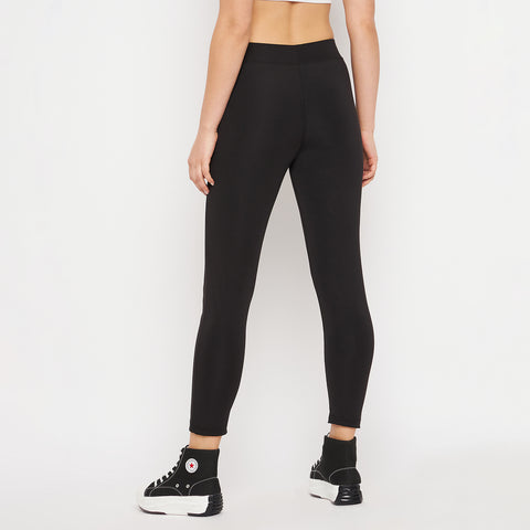 Women Solid Jegging with 2 side pockets