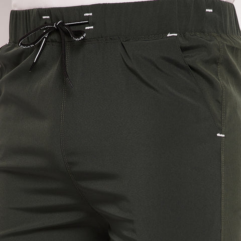 Men Tapered Fit Cargo Joggers