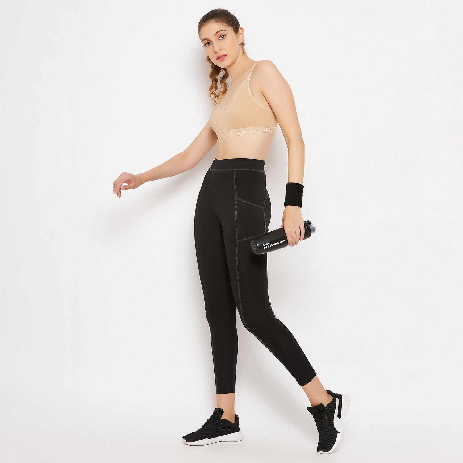 Womens Non Padded Non Wired Solid Full Coverage Skin Sports Bra - Camey Shop